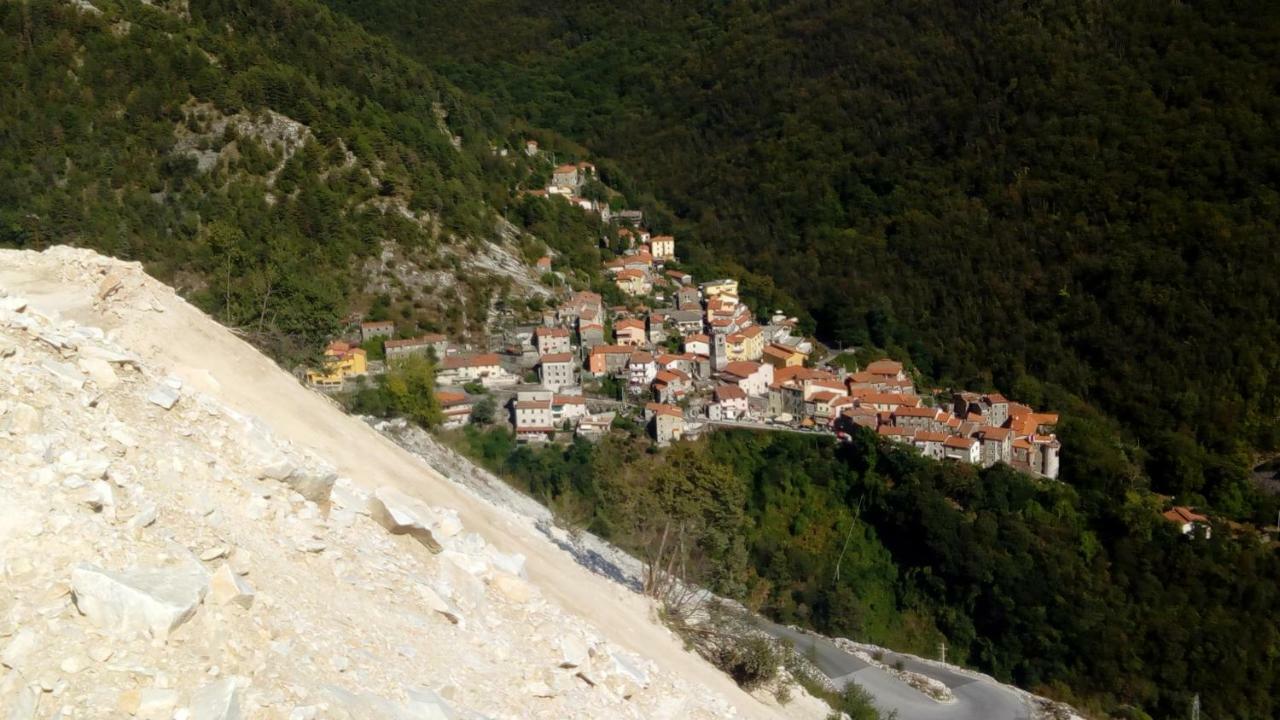 L ' Canton B & B Colonnata Eksteriør billede